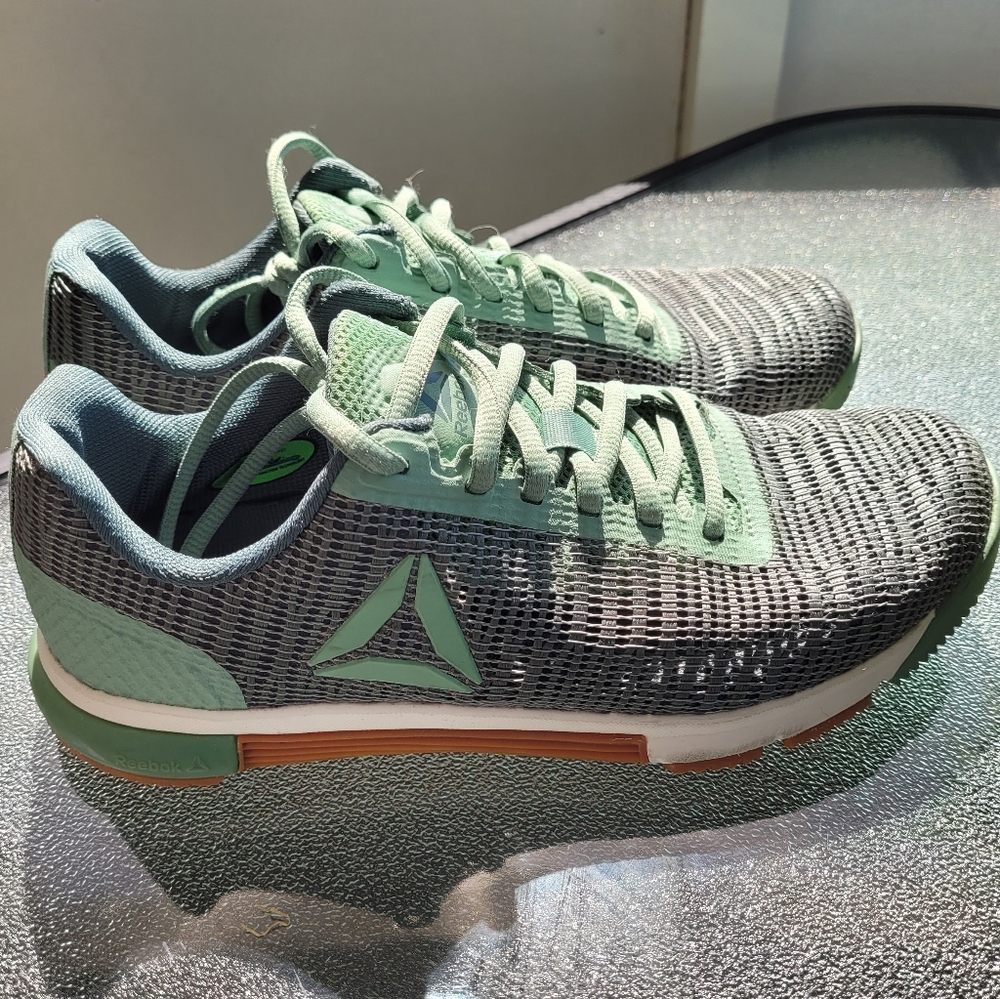 Reebok Sprint TR size 7